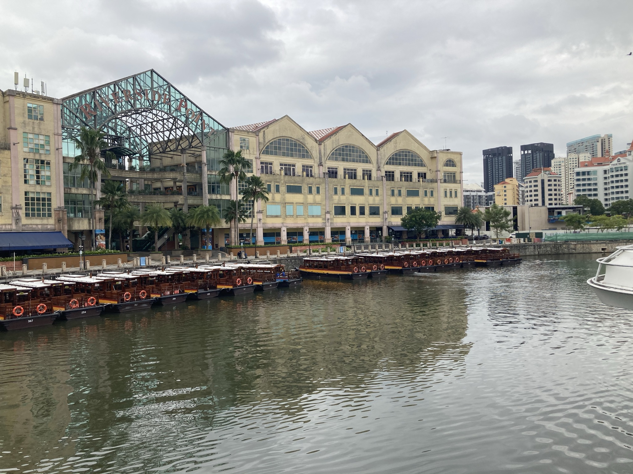Canninghill Piers Singapore River at Core City Centre Orchard Near to Amenities